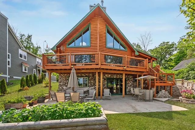 $1,699,000 | 7031 West Wind Lake Road, Norway, WI 53185