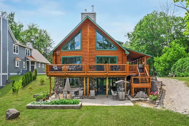 $1,699,000 | 7031 West Wind Lake Road, Norway, WI 53185