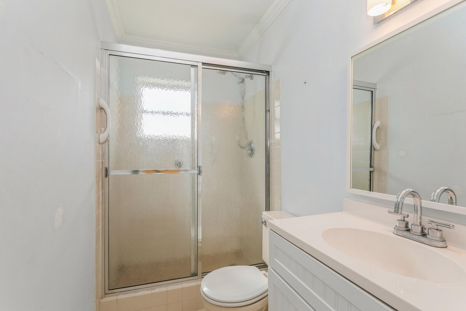 4890 Hawkwood Road, Unit B Boynton Beach, FL 33436 - Photo 11 of 25 large_2218