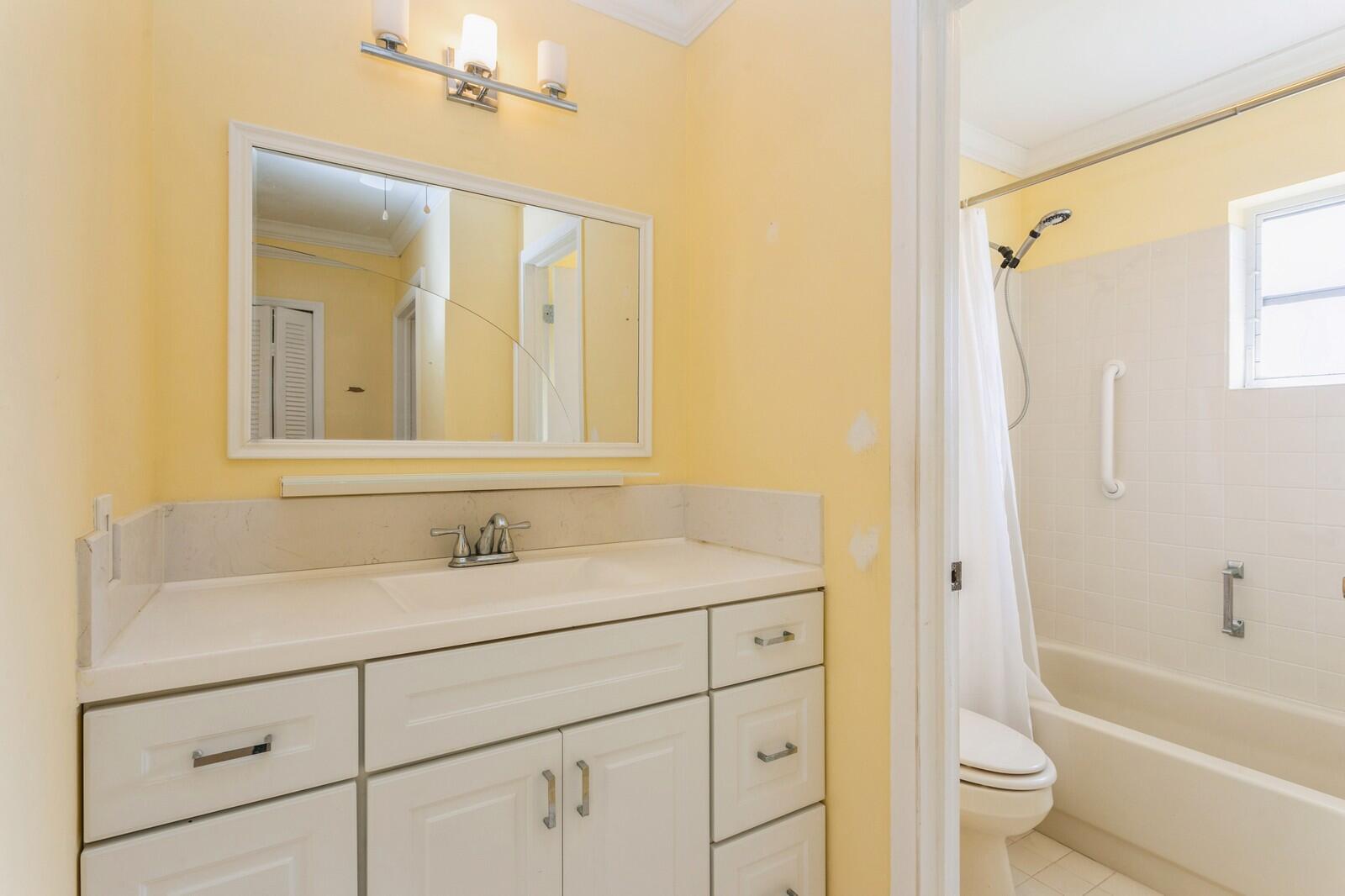 4890 Hawkwood Road, Unit B Boynton Beach, FL 33436 - Photo 12 of 25 large_2219