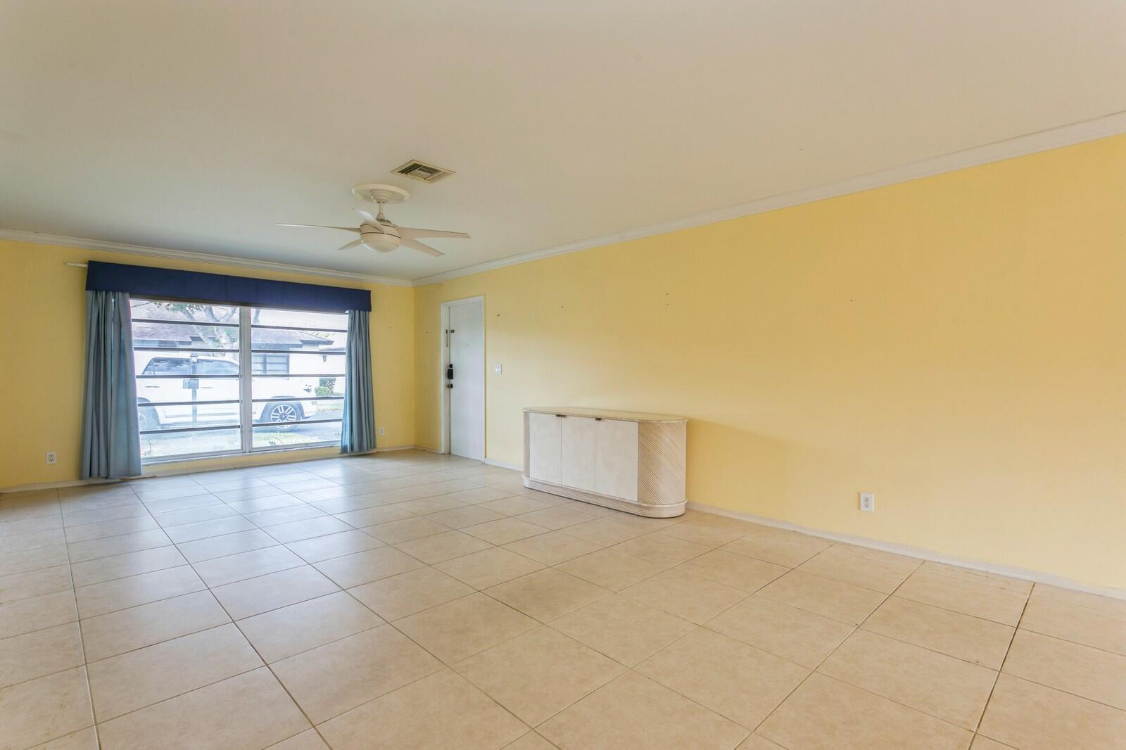 4890 Hawkwood Road, Unit B Boynton Beach, FL 33436 - Photo 3 of 25 large_2203