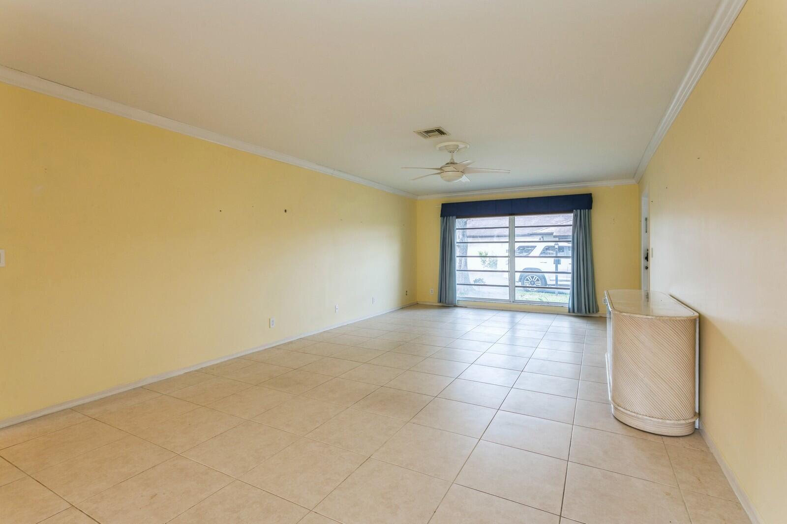 4890 Hawkwood Road, Unit B Boynton Beach, FL 33436 - Photo 4 of 25 large_2204