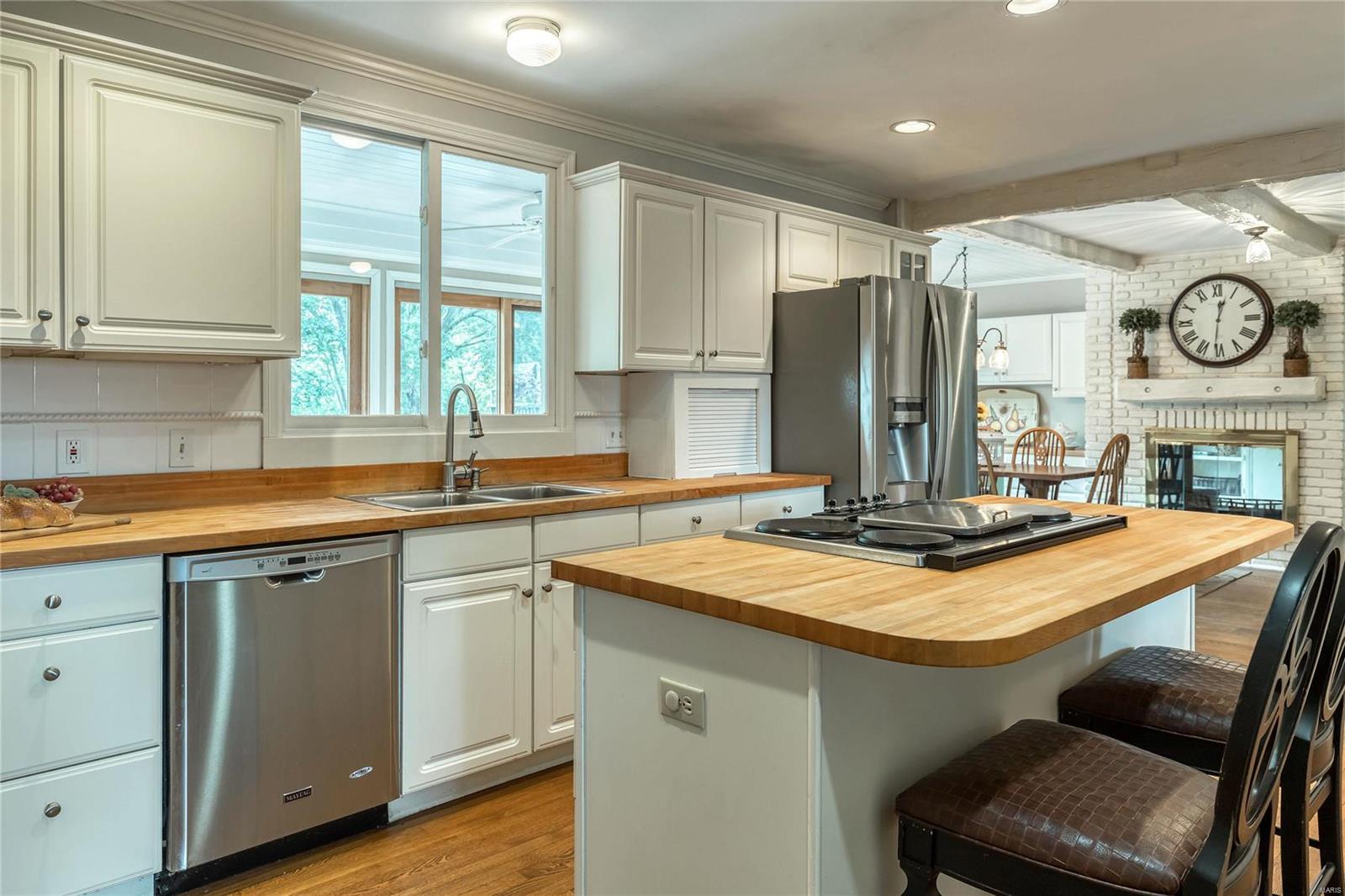 18 Forest Hills Ridge Chesterfield, MO 63005 - Photo 14 of 44 Gallery Image 14