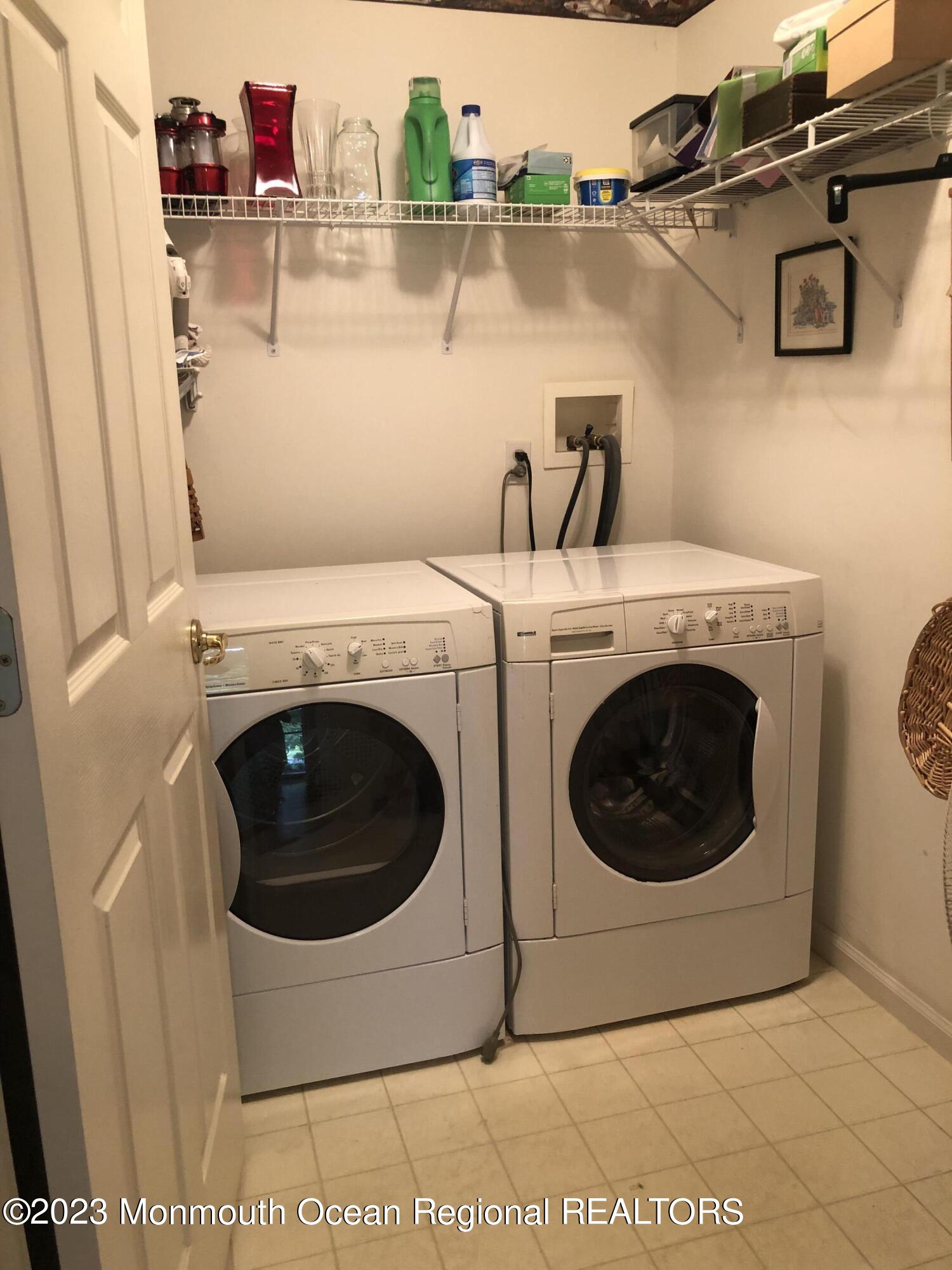 32 Meadows Lane Whiting, NJ 08759 - Photo 10 of 12 a utility room with dryer and washer