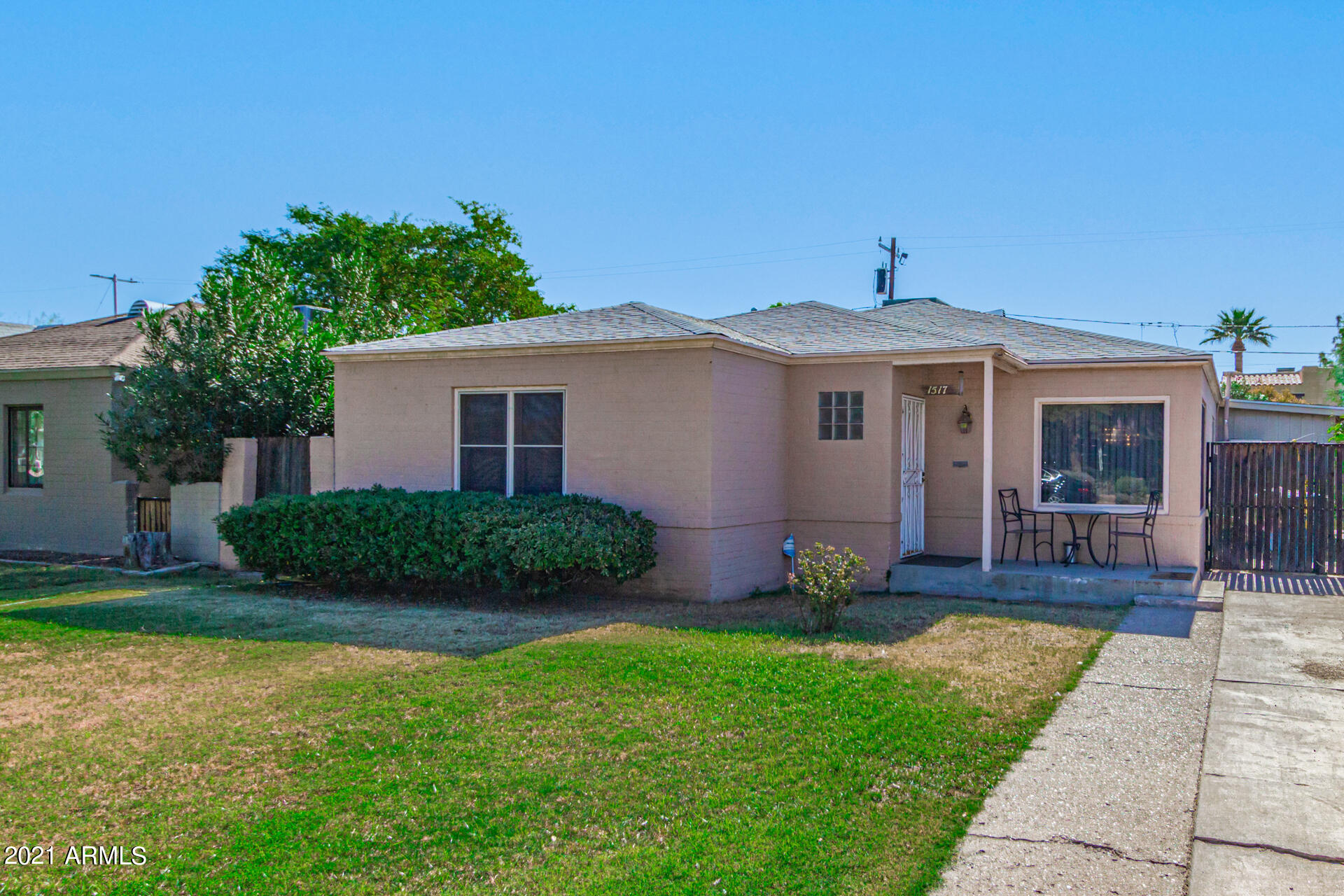 1517 East Granada Road Phoenix, AZ 85006 - Photo 2 of 29 3 - Grananda