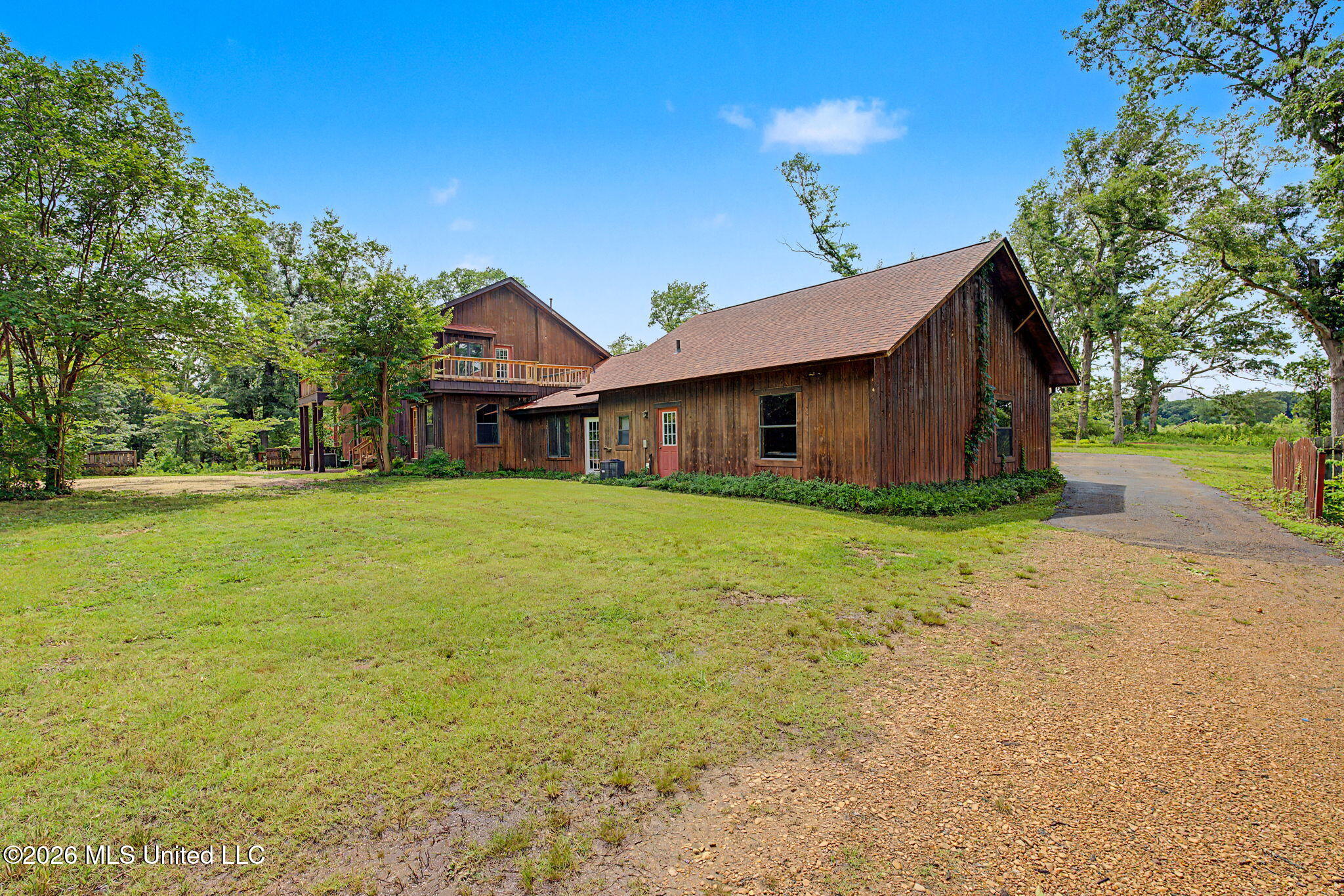 448 Oakley Road Senatobia, MS 38668 - Photo 51 of 61 Back view!