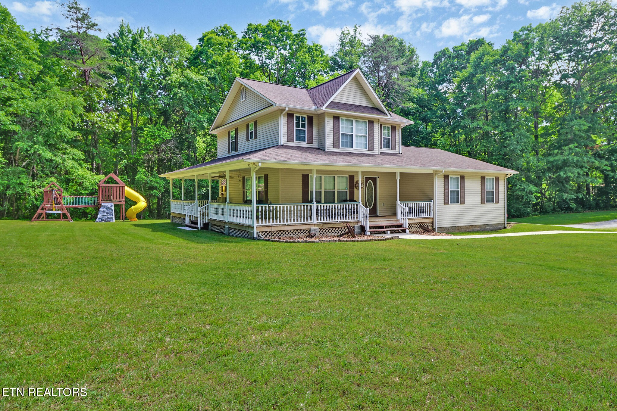 129 Hall Road Crossville, TN 38571 - Photo 1 of 26 Gallery Image 1