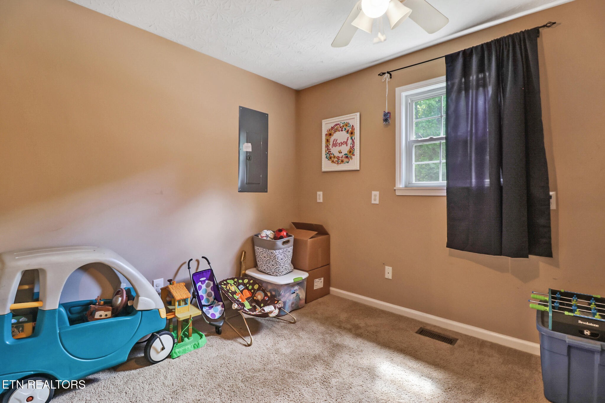 129 Hall Road Crossville, TN 38571 - Photo 17 of 26 Gallery Image 17