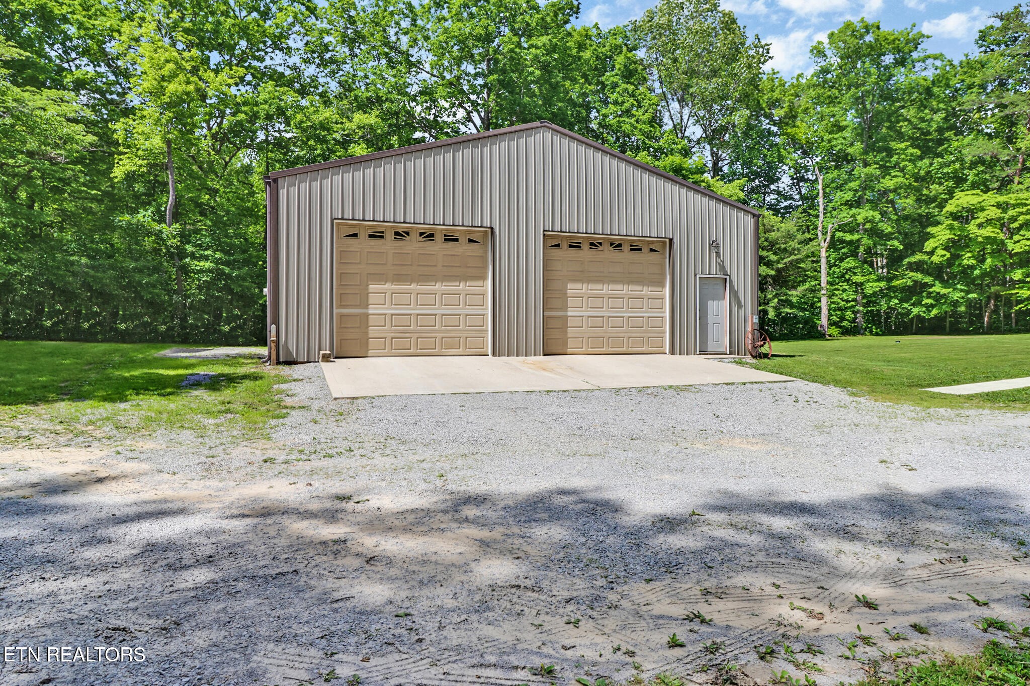 129 Hall Road Crossville, TN 38571 - Photo 18 of 26 Gallery Image 18