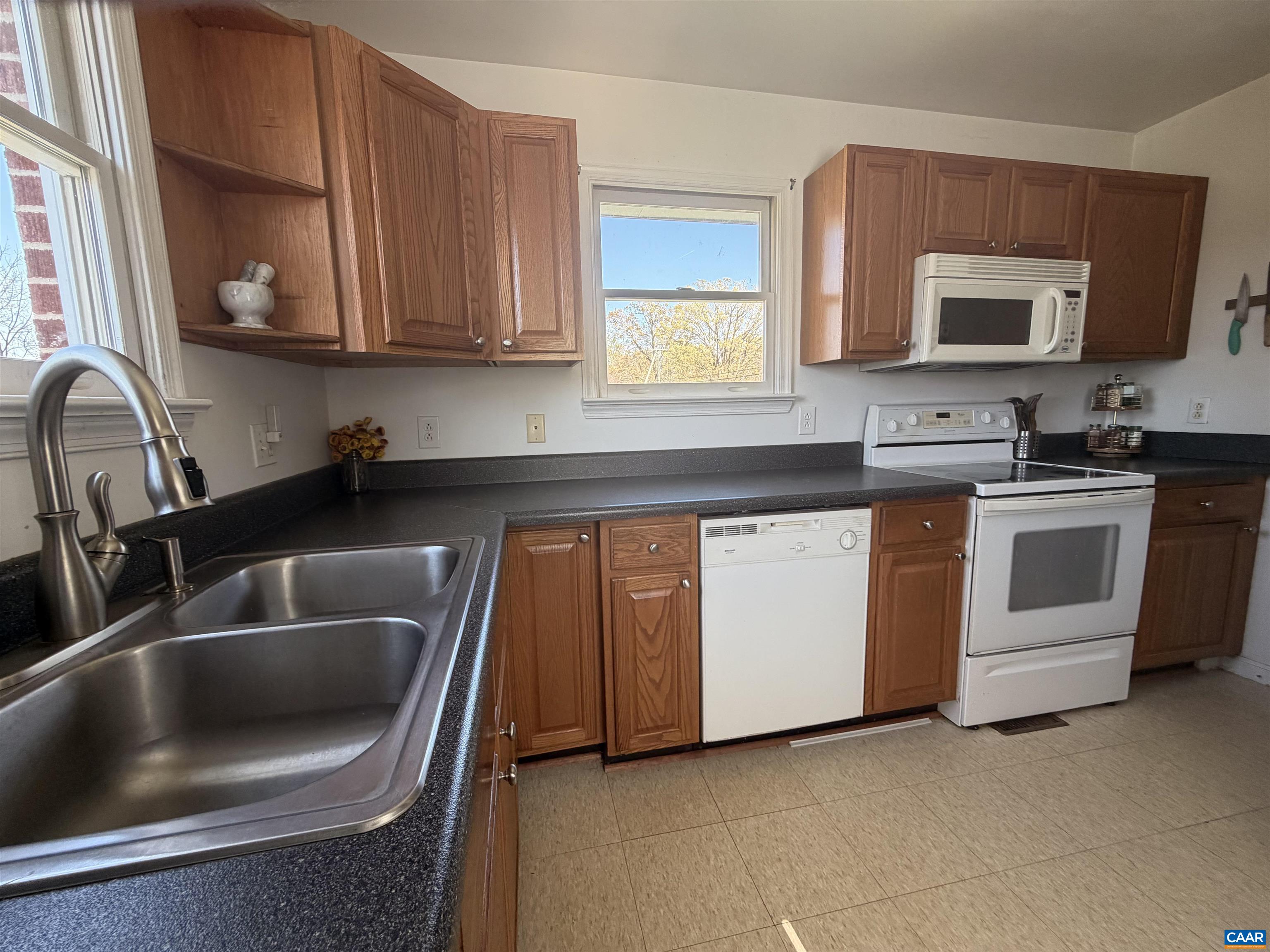 480 Stagecoach Road Charlottesville, VA 22902 - Photo 10 of 33