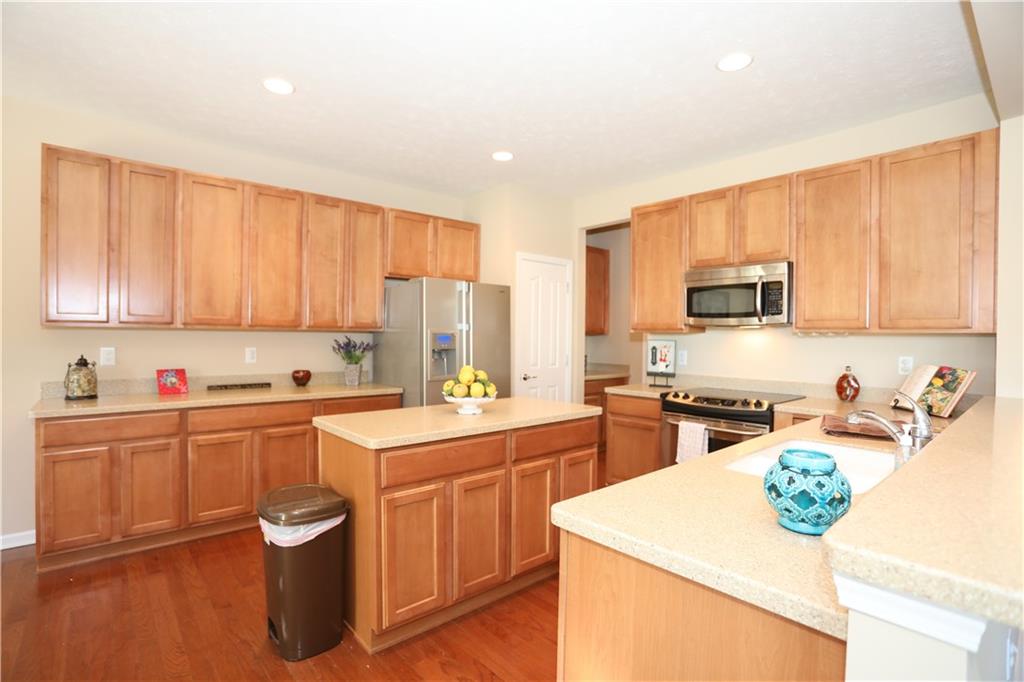 14007 London Road Fishers, IN 46037 - Photo 6 of 14 Gallery Image 6