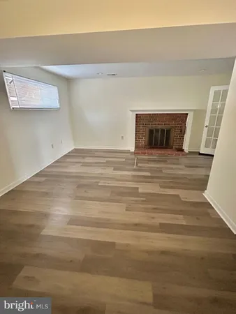 $4,000 | 3301 Spring Lane, Falls Church, VA 22041