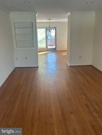 $4,000 | 3301 Spring Lane, Falls Church, VA 22041