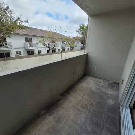 $2,185 | 10090 Northwest 80th Court, Unit 1202, Hialeah Gardens, FL 33016