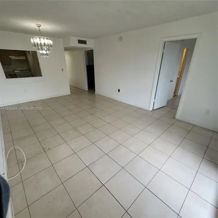 $2,185 | 10090 Northwest 80th Court, Unit 1202, Hialeah Gardens, FL 33016