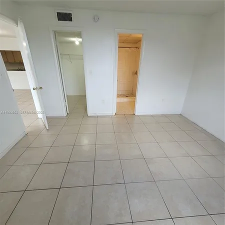 $2,185 | 10090 Northwest 80th Court, Unit 1202, Hialeah Gardens, FL 33016