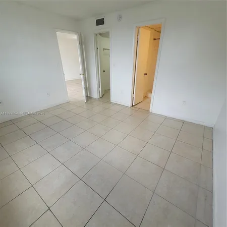 $2,185 | 10090 Northwest 80th Court, Unit 1202, Hialeah Gardens, FL 33016