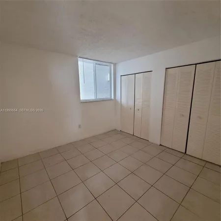 $2,175 | 10090 Northwest 80th Court, Unit 1202, Hialeah Gardens, FL 33016
