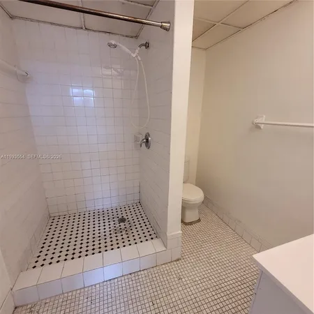 $2,185 | 10090 Northwest 80th Court, Unit 1202, Hialeah Gardens, FL 33016