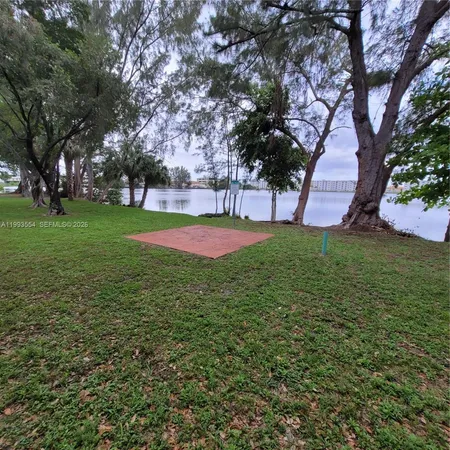 $2,175 | 10090 Northwest 80th Court, Unit 1202, Hialeah Gardens, FL 33016