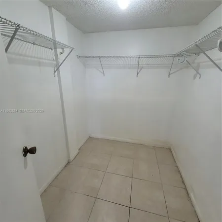 $2,185 | 10090 Northwest 80th Court, Unit 1202, Hialeah Gardens, FL 33016