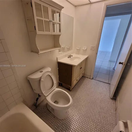 $2,185 | 10090 Northwest 80th Court, Unit 1202, Hialeah Gardens, FL 33016