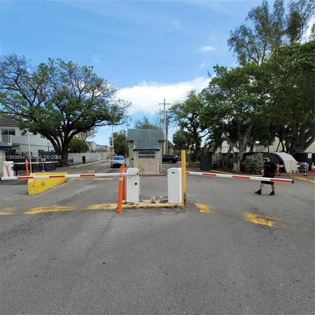 $2,175 | 10090 Northwest 80th Court, Unit 1202, Hialeah Gardens, FL 33016