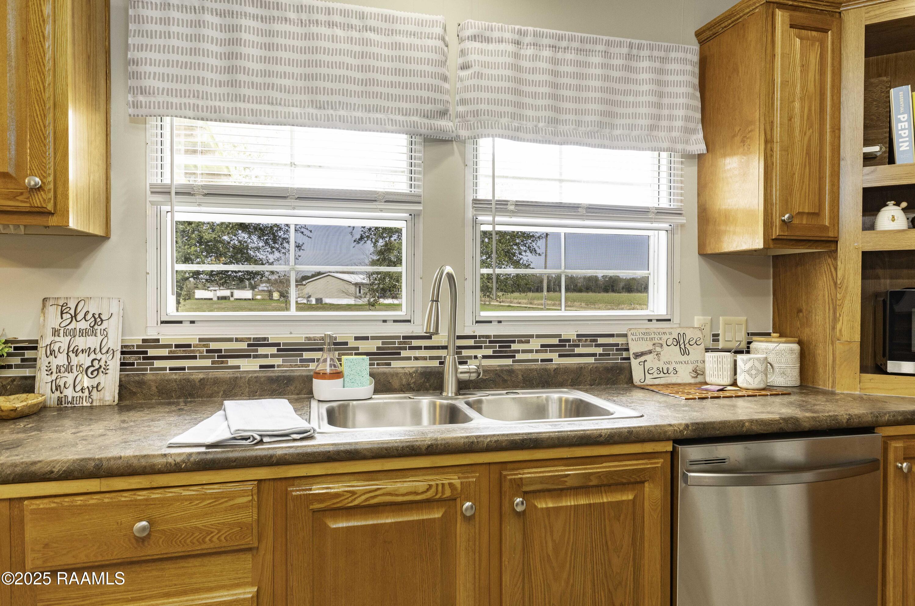 364 Winn Road Sunset, LA 70584 - Photo 12 of 34 Kitchen 5 (4)