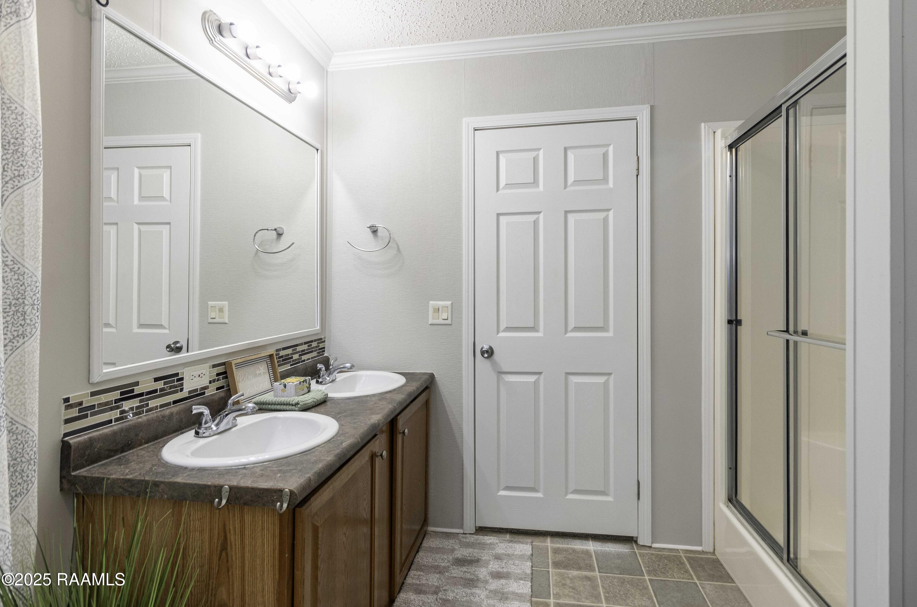 364 Winn Road Sunset, LA 70584 - Photo 26 of 34 Master Bath 2 (3)