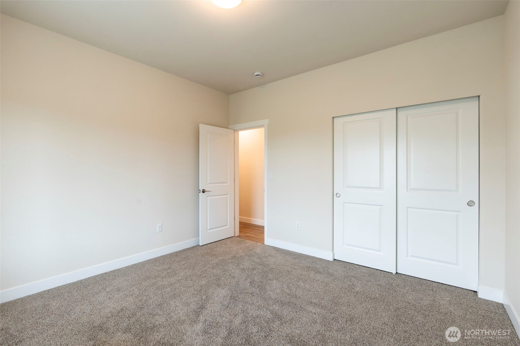 841 Barbara Lane, Unit SW Centralia, WA 98531 - Photo 17 of 28 a view of an empty room