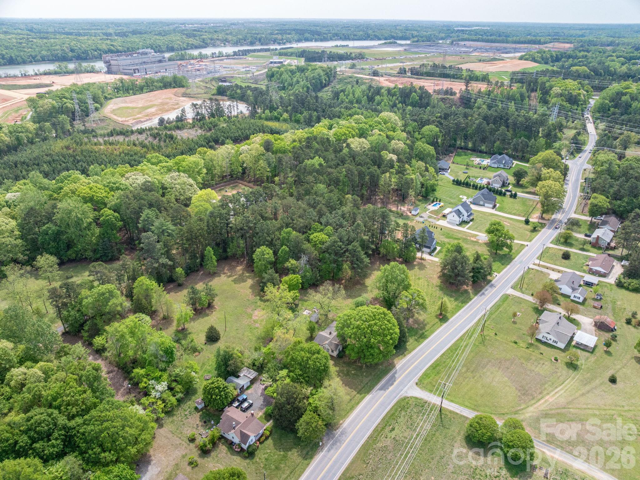 2059 South Point Road Belmont, NC 28012 - Photo 6 of 24