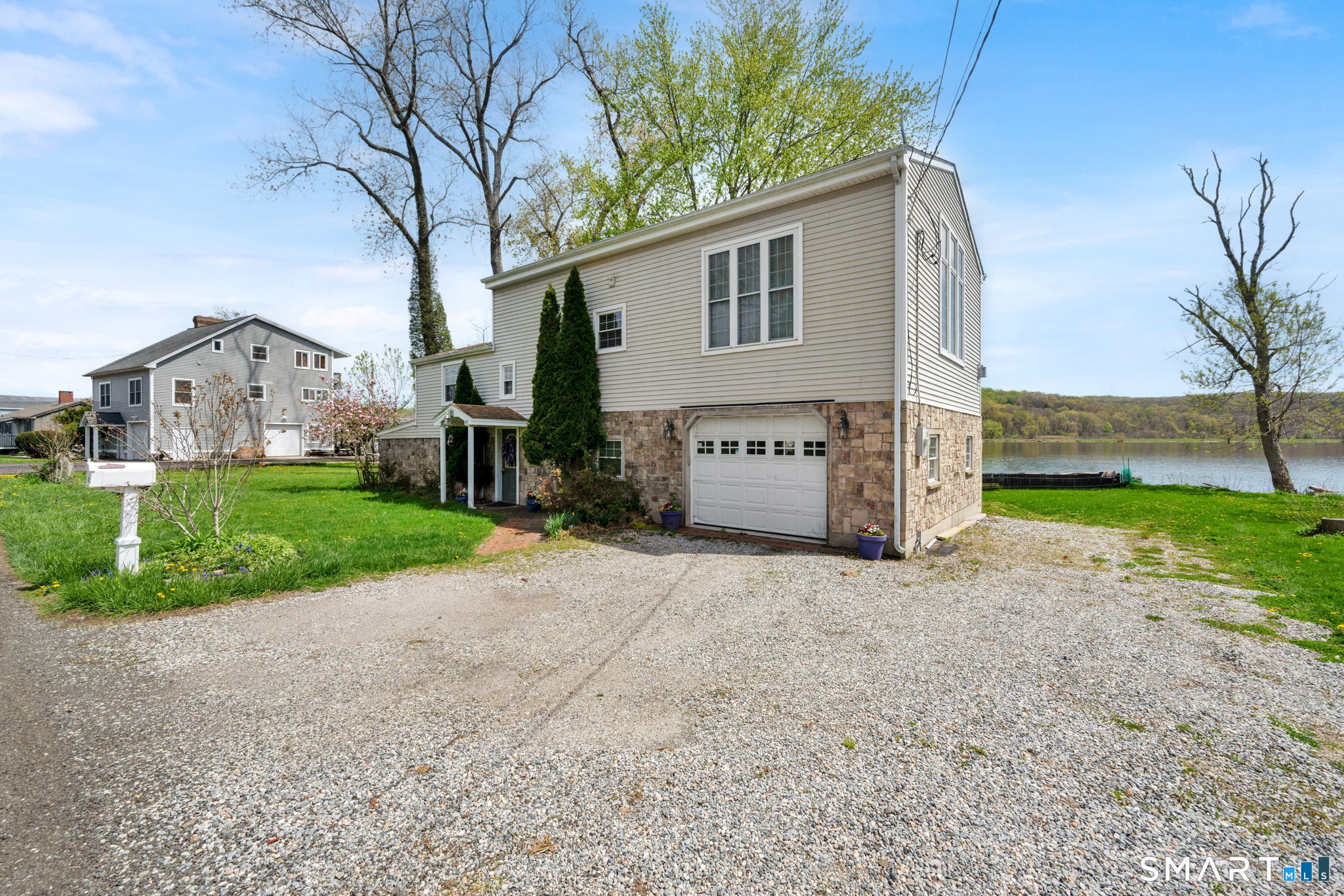 84 Little Meadow Road Haddam, CT 06438 - Photo 3 of 40