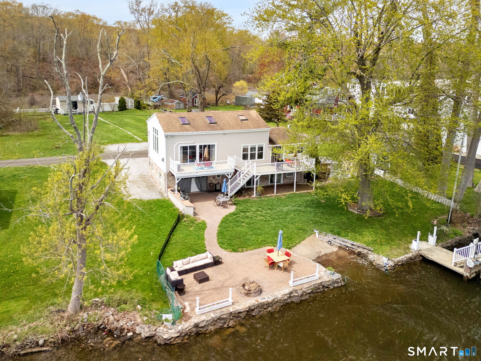 84 Little Meadow Road Haddam, CT 06438 - Photo 6 of 40