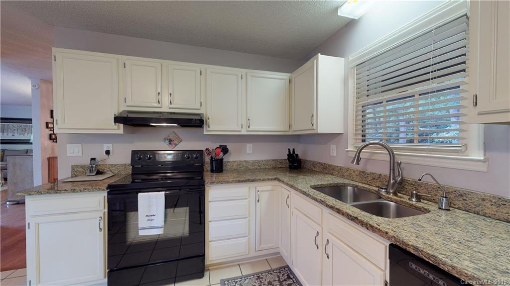 68 Shadow Ridge Drive Fletcher, NC 28732 - Photo 11 of 48 Gallery Image 11
