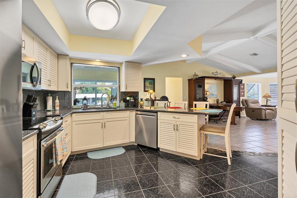 245 Spaniards Road Placida, FL 33946 - Photo 6 of 65