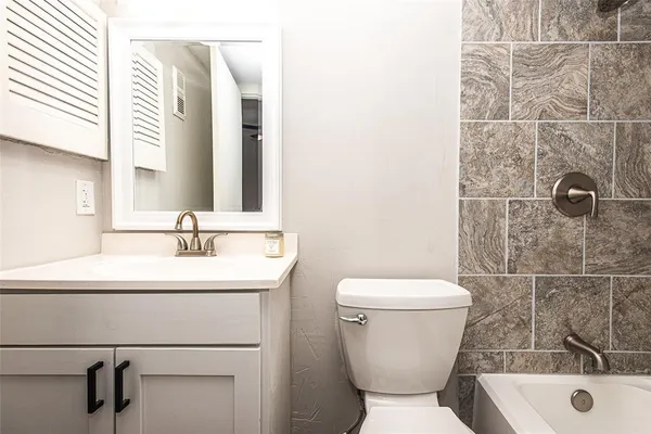 $1,250 | 3022 Forest Lane, Unit 308, Dallas, TX 75234