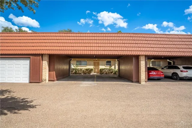 a view of a building entrance