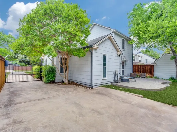 $4,200 | 3417 Stadium Drive, Fort Worth, TX 76109
