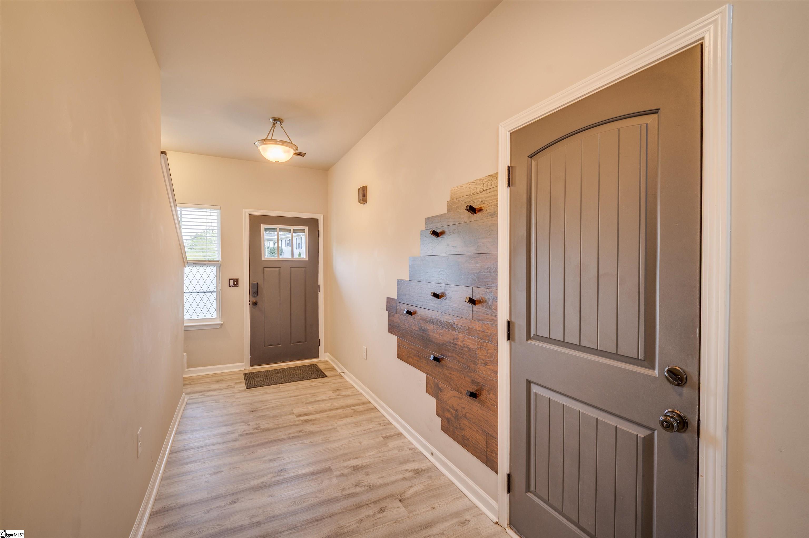 309 Grant Street Easley, SC 29640 - Photo 3 of 21