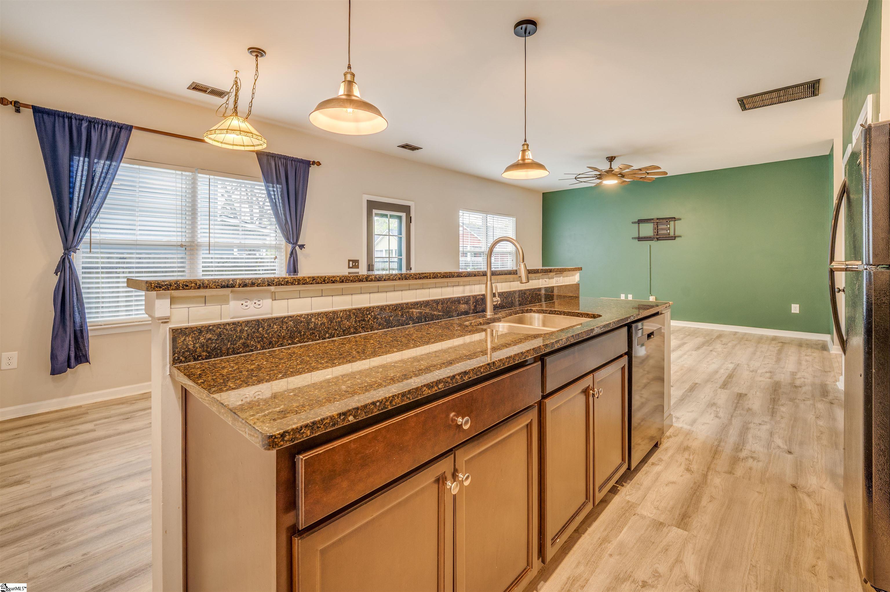 309 Grant Street Easley, SC 29640 - Photo 7 of 21