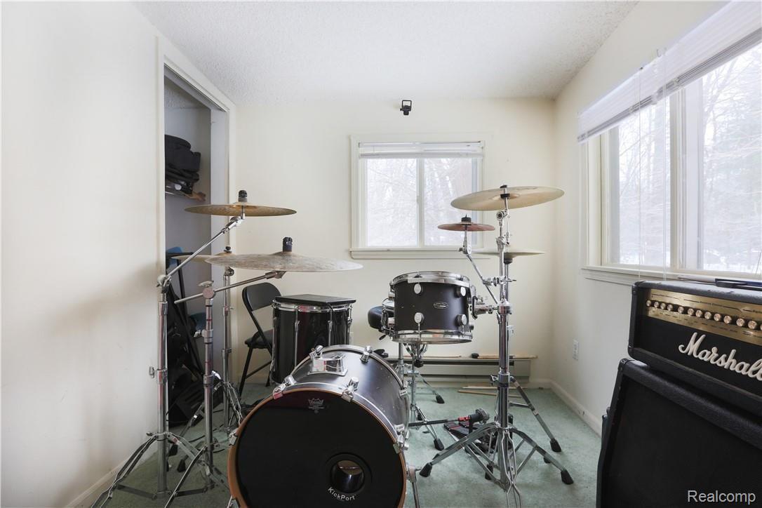 23685 Beech Road Southfield, MI 48033 - Photo 20 of 26 bedroom4.jpg