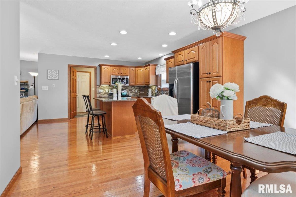 14 Spring Street Riverton, IL 62561 - Photo 6 of 36 Gallery Image 6