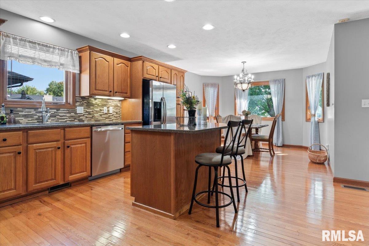 14 Spring Street Riverton, IL 62561 - Photo 8 of 36 Gallery Image 8