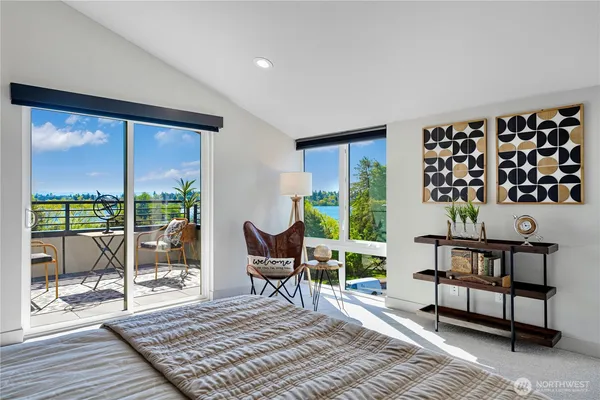 $1,794,000 | 7107 Aurora Avenue North, Seattle, WA 98103