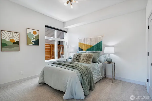 $1,794,000 | 7107 Aurora Avenue North, Seattle, WA 98103