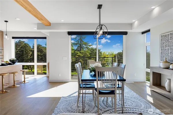 $1,794,000 | 7107 Aurora Avenue North, Seattle, WA 98103