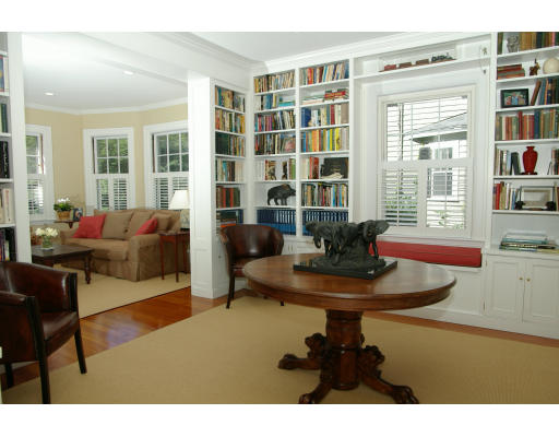 38 Glen Road Winchester, MA 01890 - Photo 9 of 11 Gallery Image 9