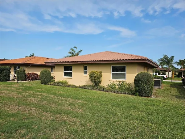 $1,750 | 3304 Mcdill Road, Bradenton, FL 34207