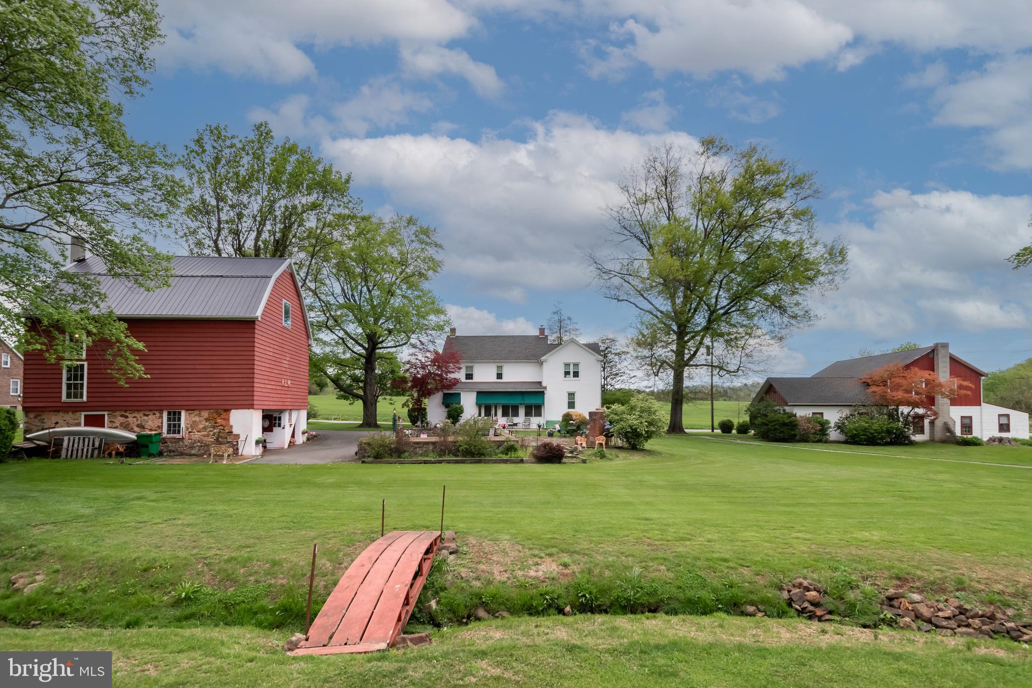 1283 Weisstown Road Boyertown, PA 19512 - Photo 40 of 71