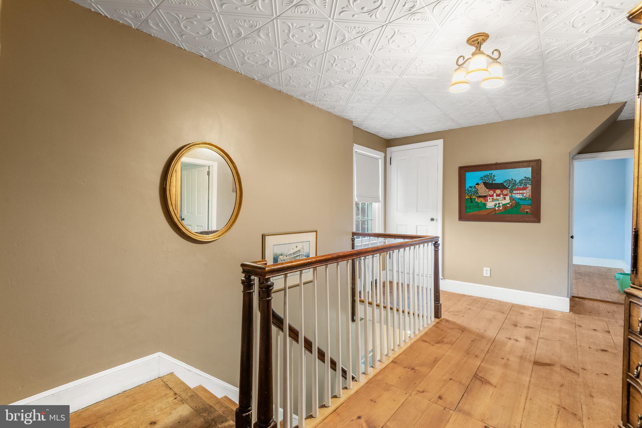 1283 Weisstown Road Boyertown, PA 19512 - Photo 4 of 71